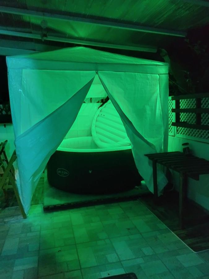 Modern Confort Studio With Lazy Spa Included イラクリオン エクステリア 写真